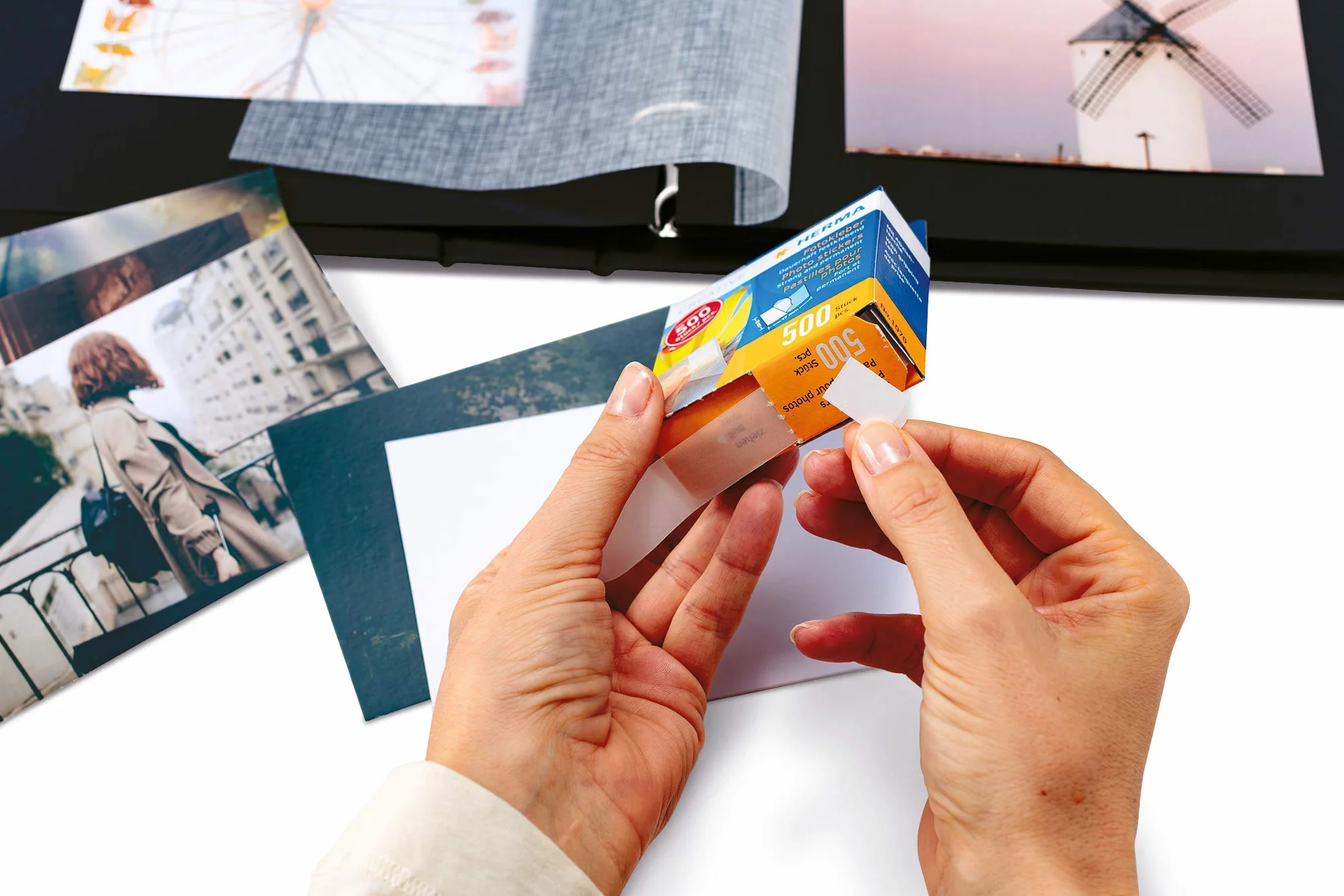 HERMA 1070 klejów do zdjęć, 500 sztuk, dwustronne samoprzylepne taśmy do albumów fotograficznych, scrapbookingu, księgi gości, fotoksiążki, podkładki samoprzylepne do zdjęć w pudełku z dozownikiem,