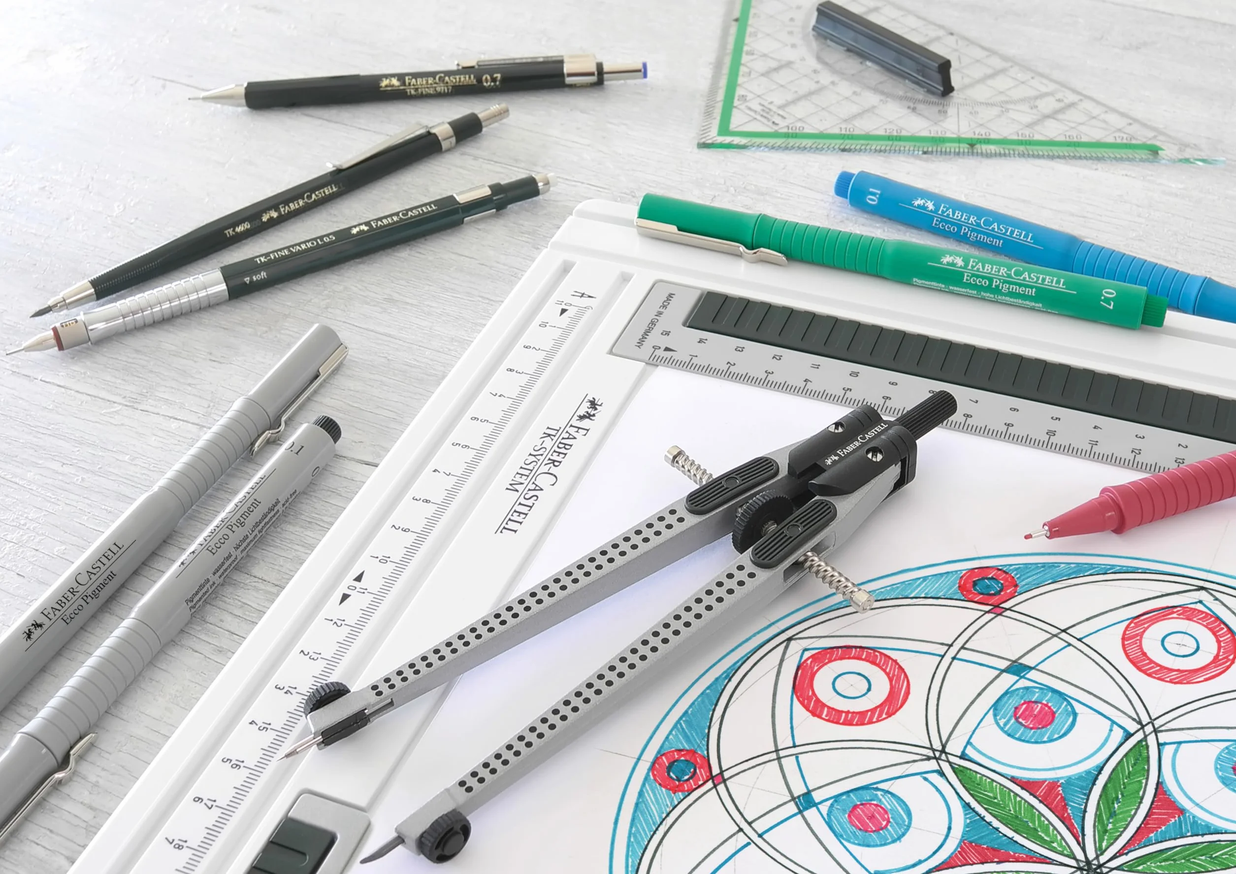 Faber-Castell 136300 - Ołówek mechaniczny TK-FINE 9713, grubość ołowiu: 0,35 mm, kolor korpusu: zielony