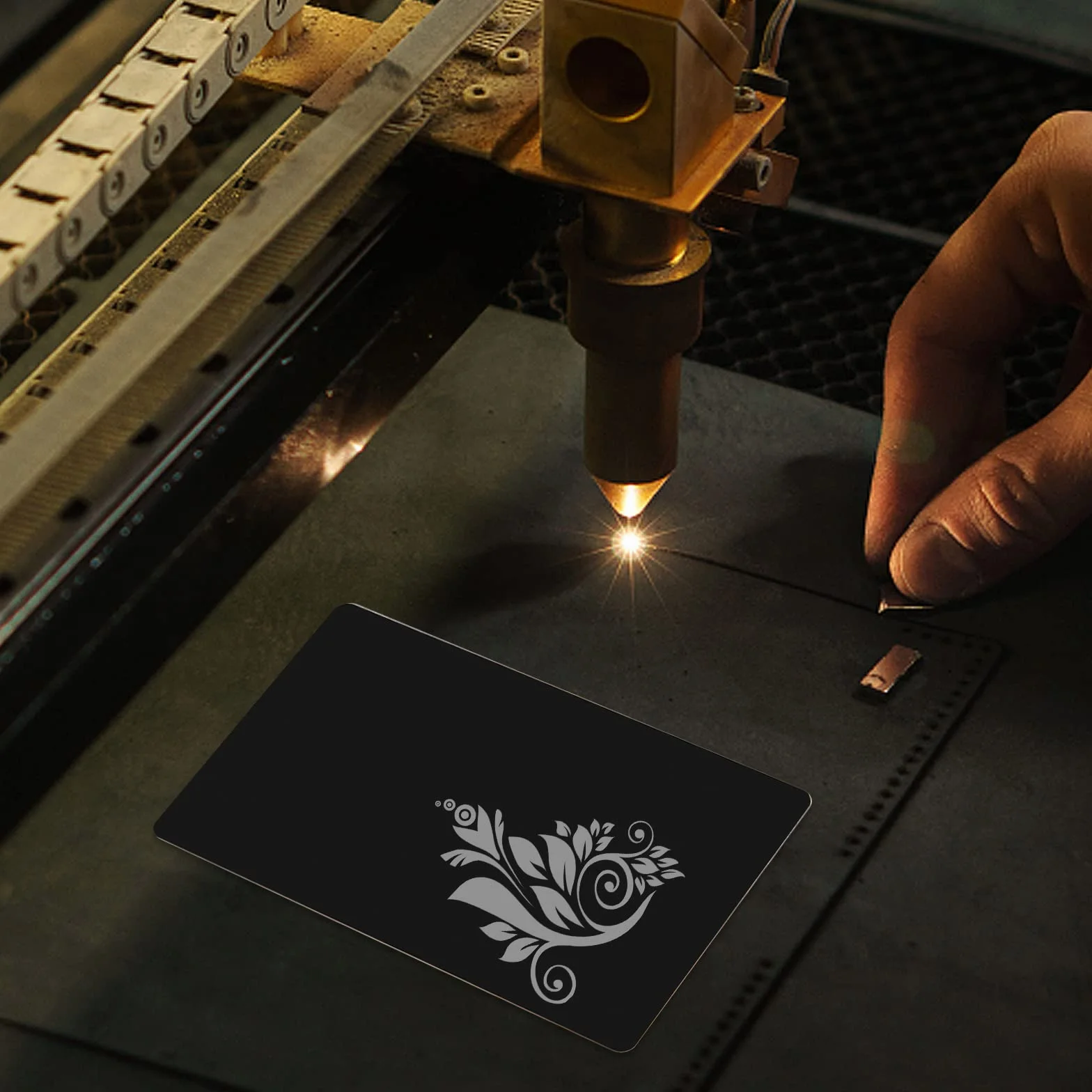 Nikou Metalowe Wizytówki 50 szt. Grawerowane Laserowo Puste Znaki (Czarne)