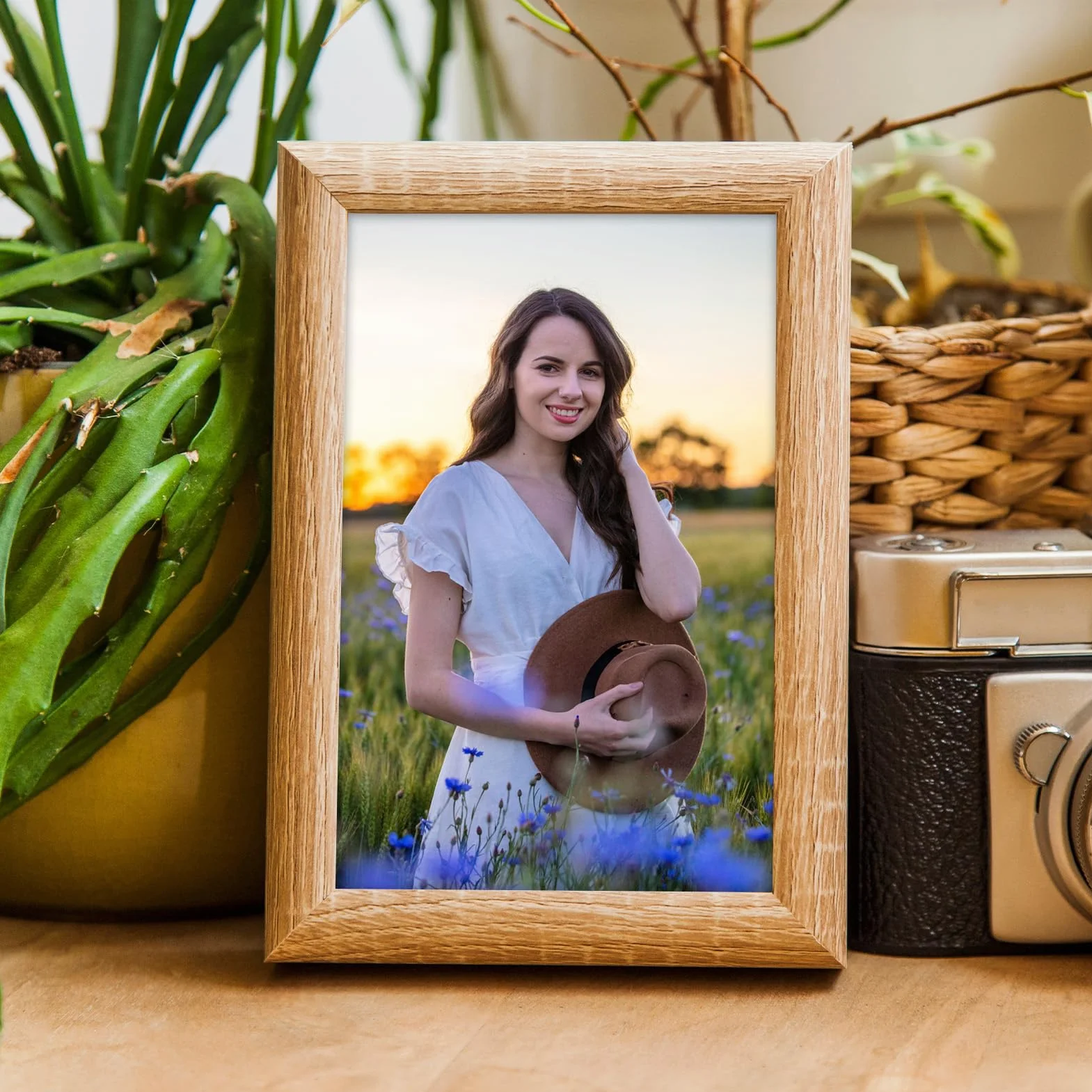 200 arkuszy papieru fotograficznego 10 x 15 cm, wysokiej jakości błyszczący papier zapewnia żywe i wyraźne obrazy, idealny do drukowania zdjęć i kreatywnych projektów
